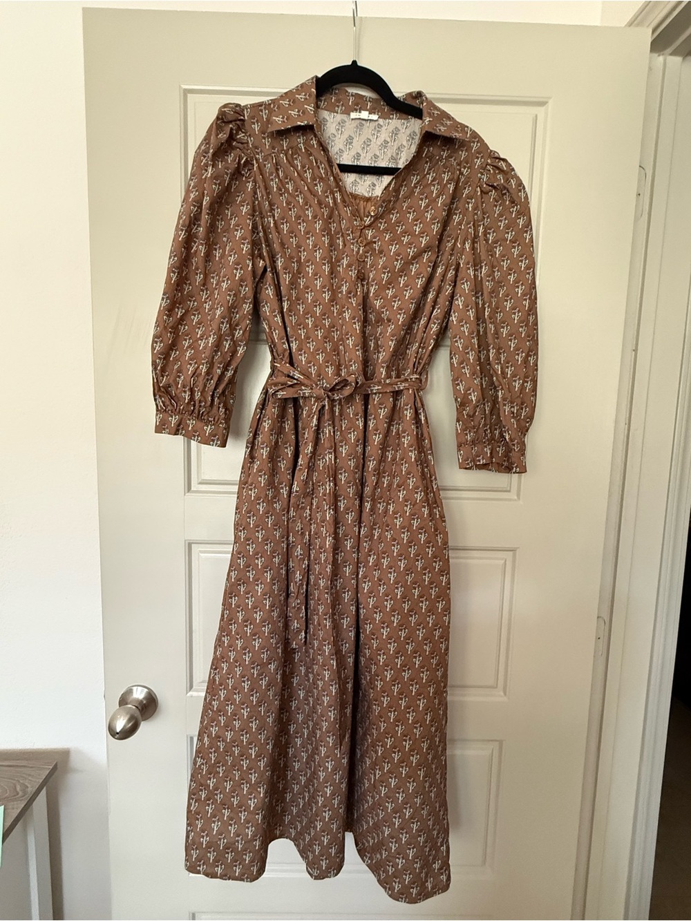 Jodifl Floral Midi Dress with Tie Waist
